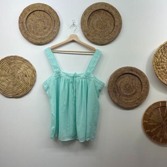 NEW Torrid Blue Sleeveless Lace Embroidered Tank Top Plus Size 2X Y2K Style - Picture 1 of 6